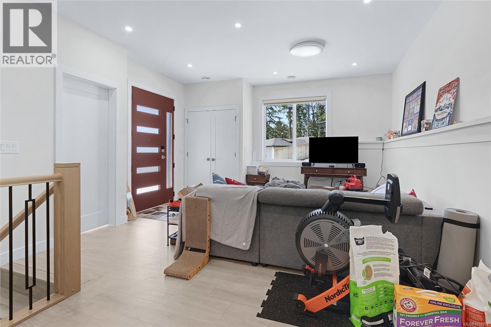 102 LINMARK WAY Image 3