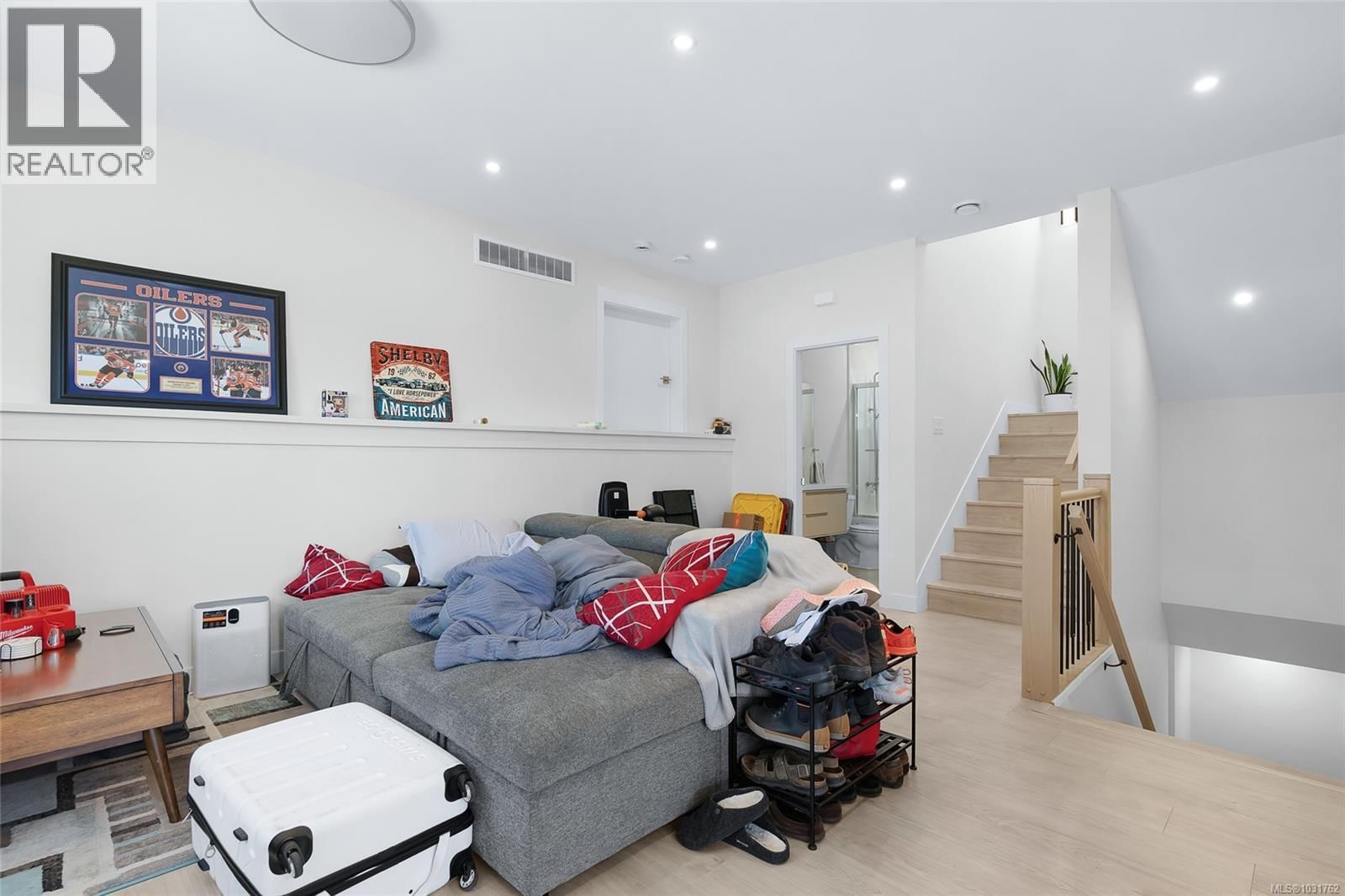 102 LINMARK WAY Image 4