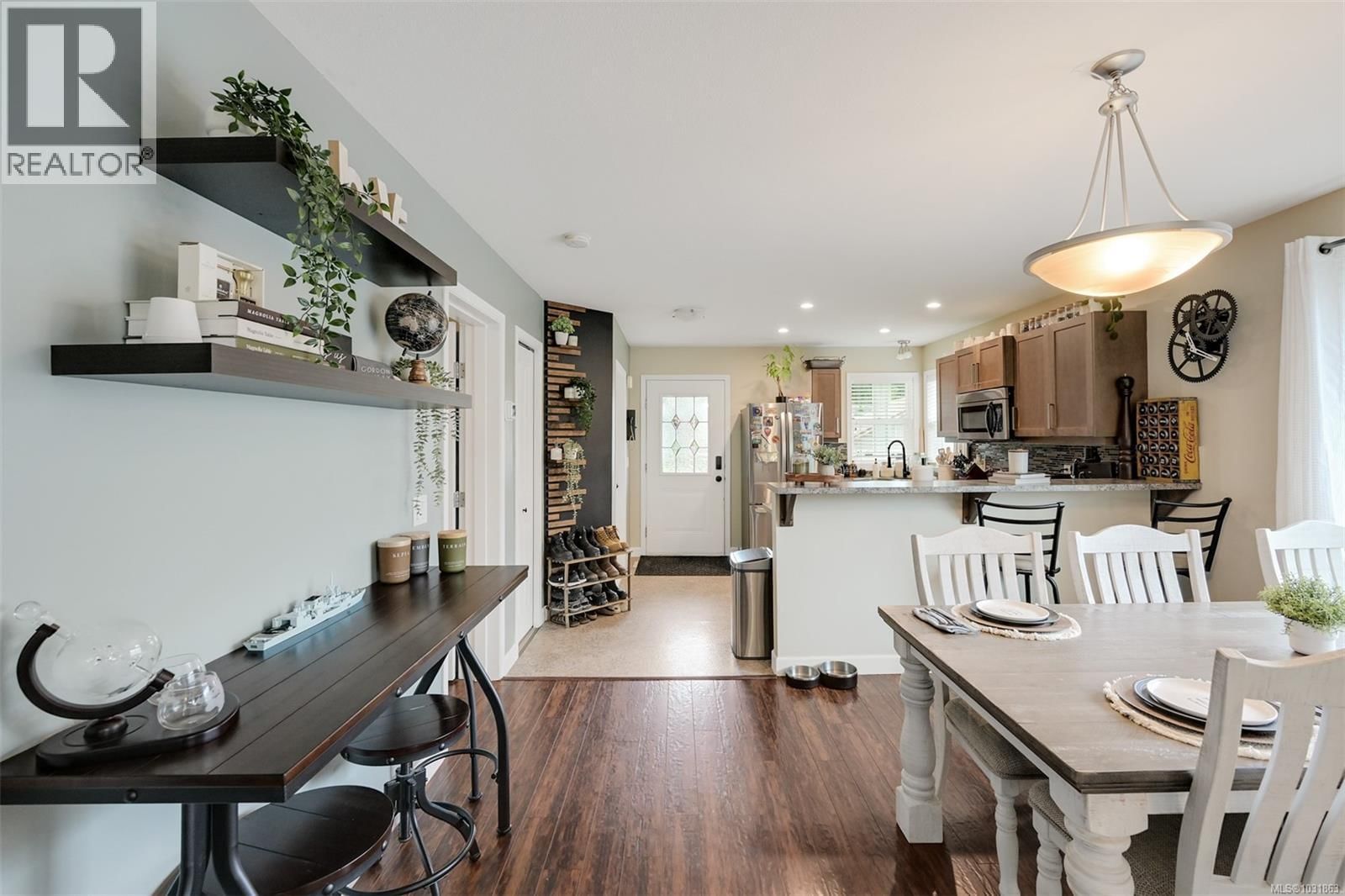 1116 FITZGERALD ROAD Image 14