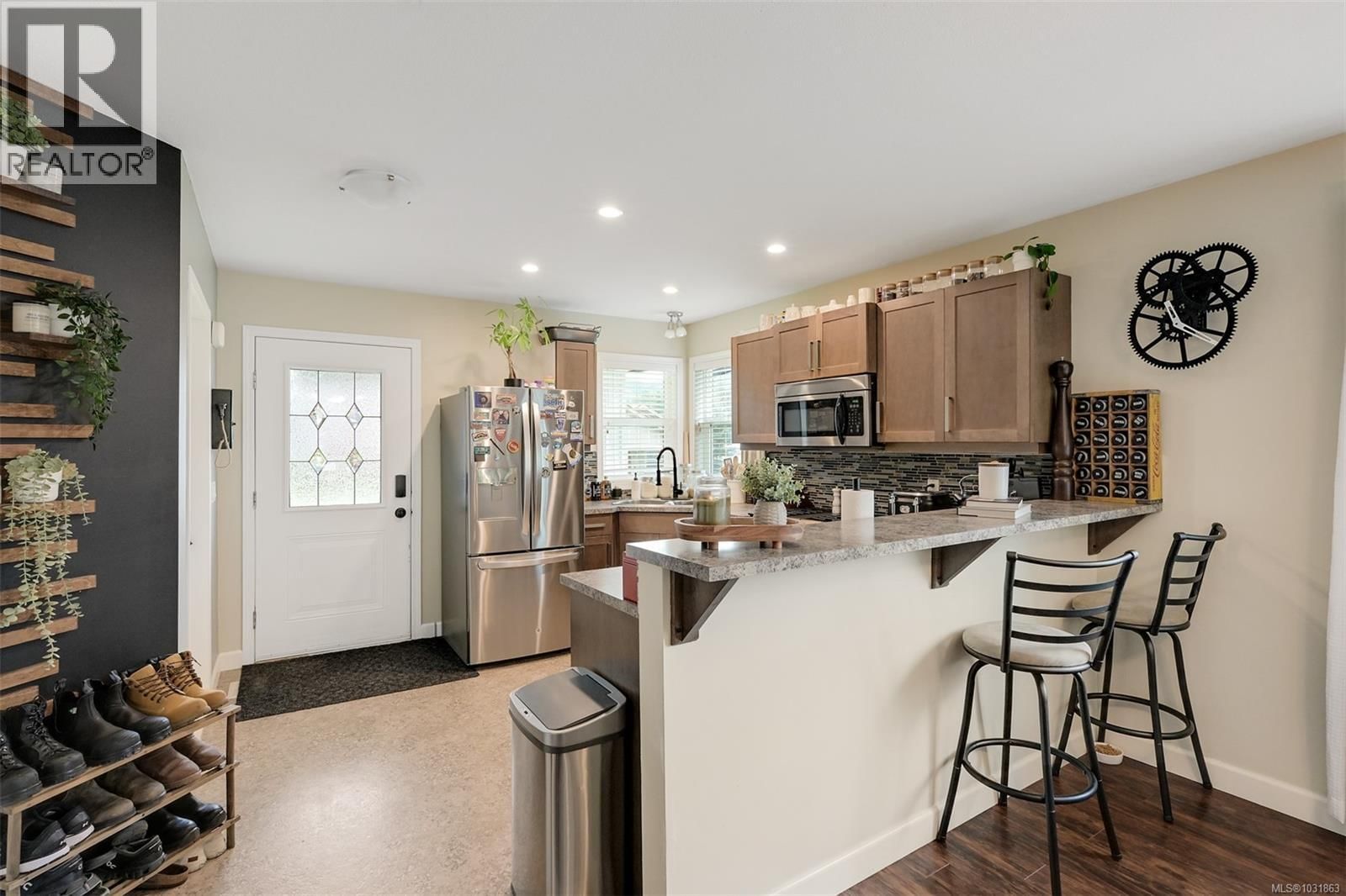 1116 FITZGERALD ROAD Image 18