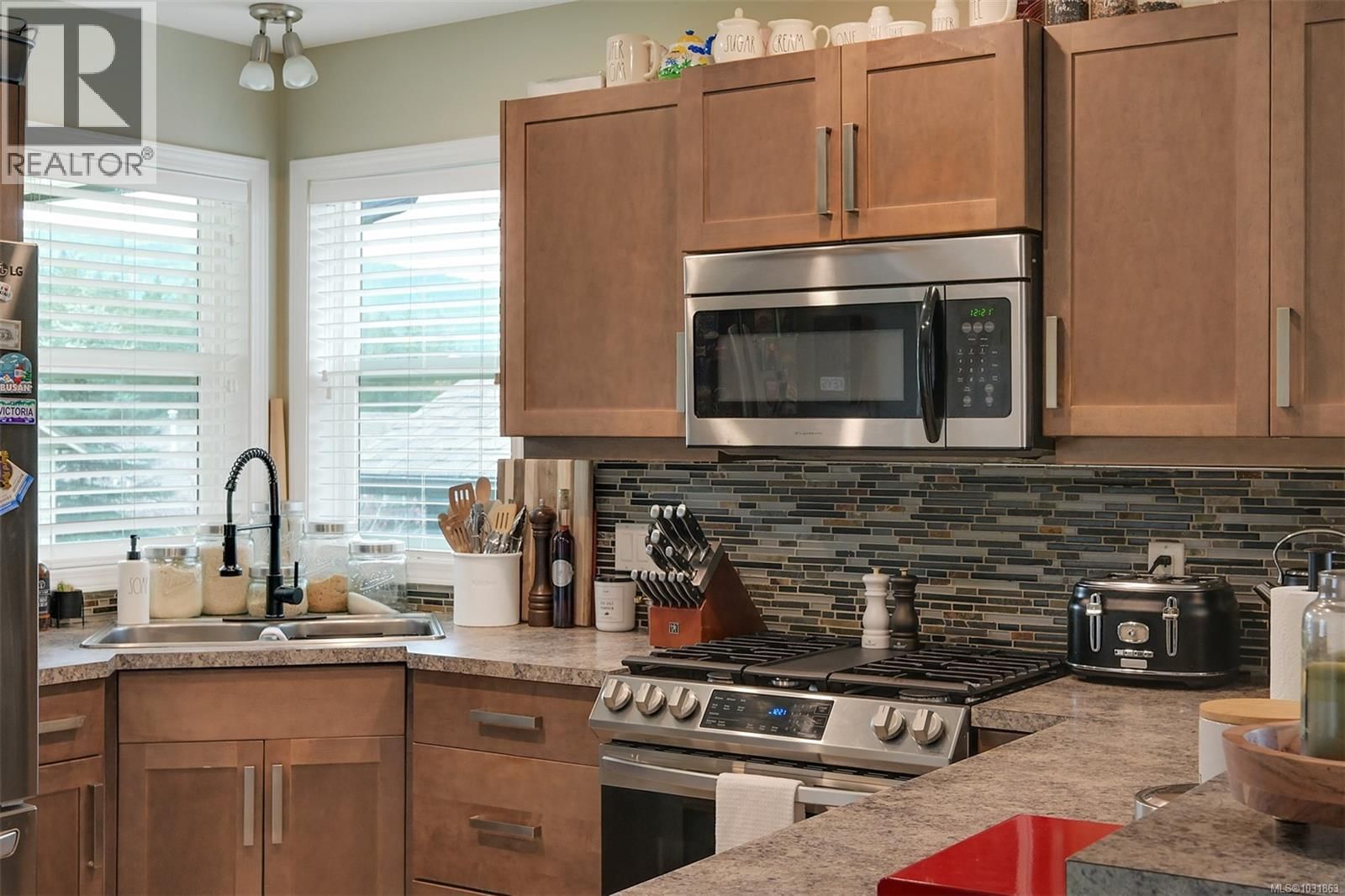 1116 FITZGERALD ROAD Image 21