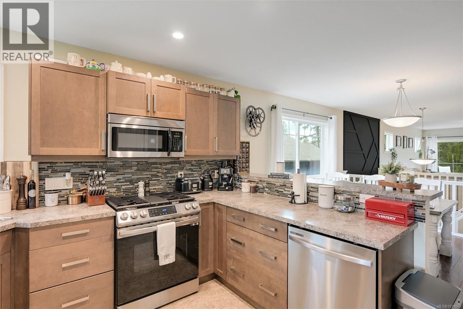 1116 FITZGERALD ROAD Image 22