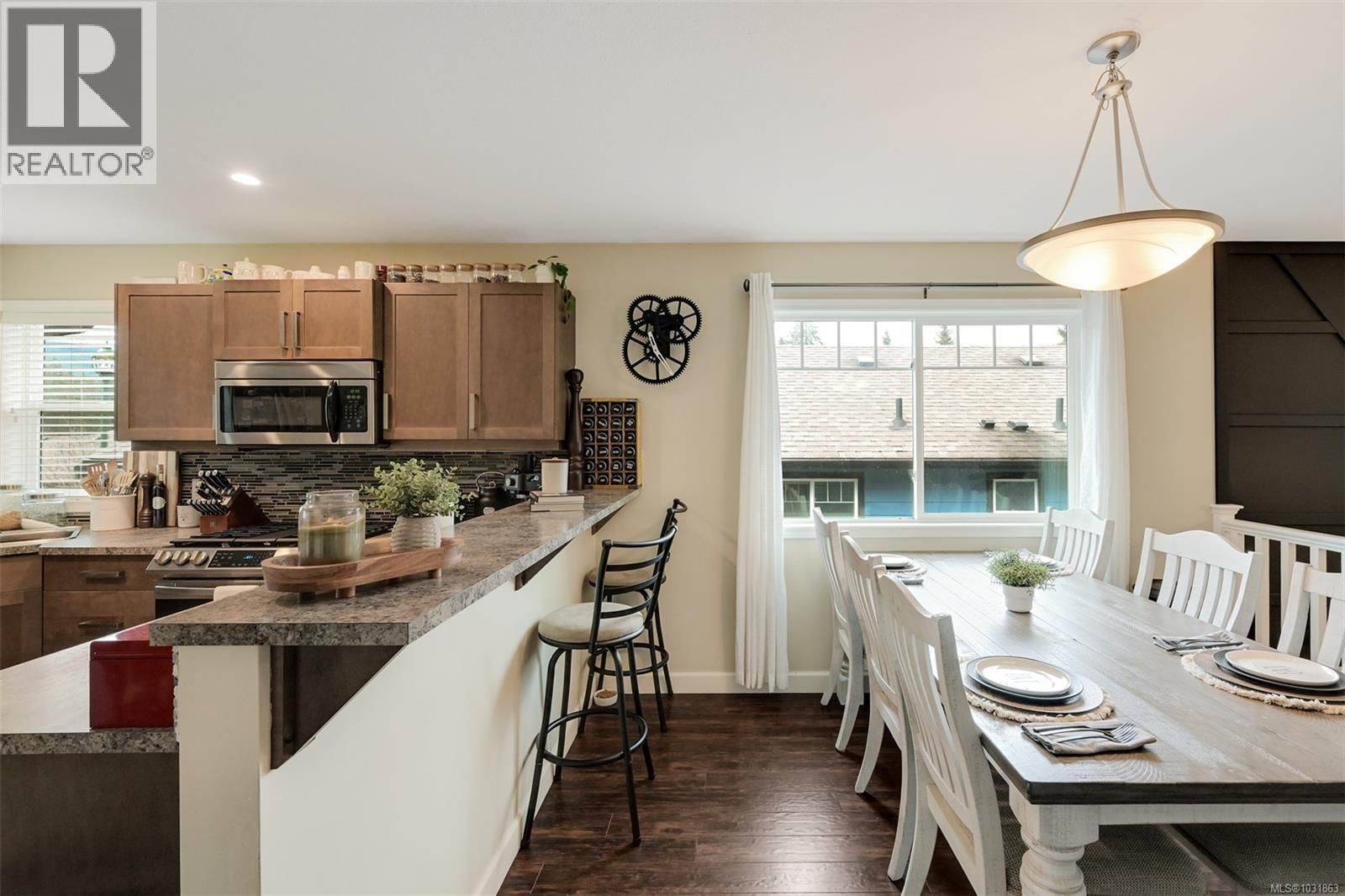 1116 FITZGERALD ROAD Image 24