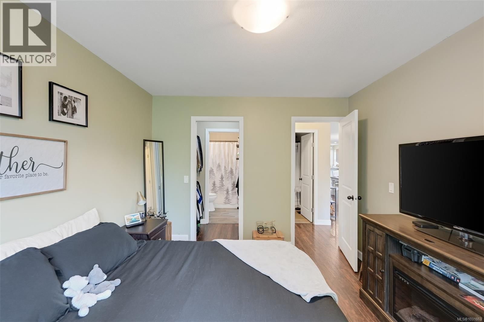 1116 FITZGERALD ROAD Image 38