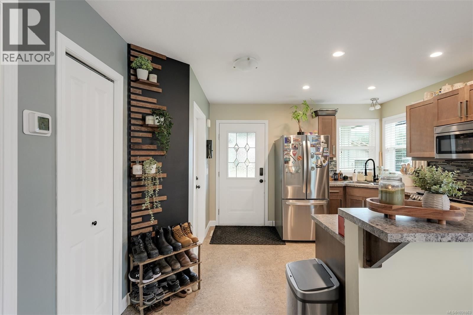 1116 FITZGERALD ROAD Image 4