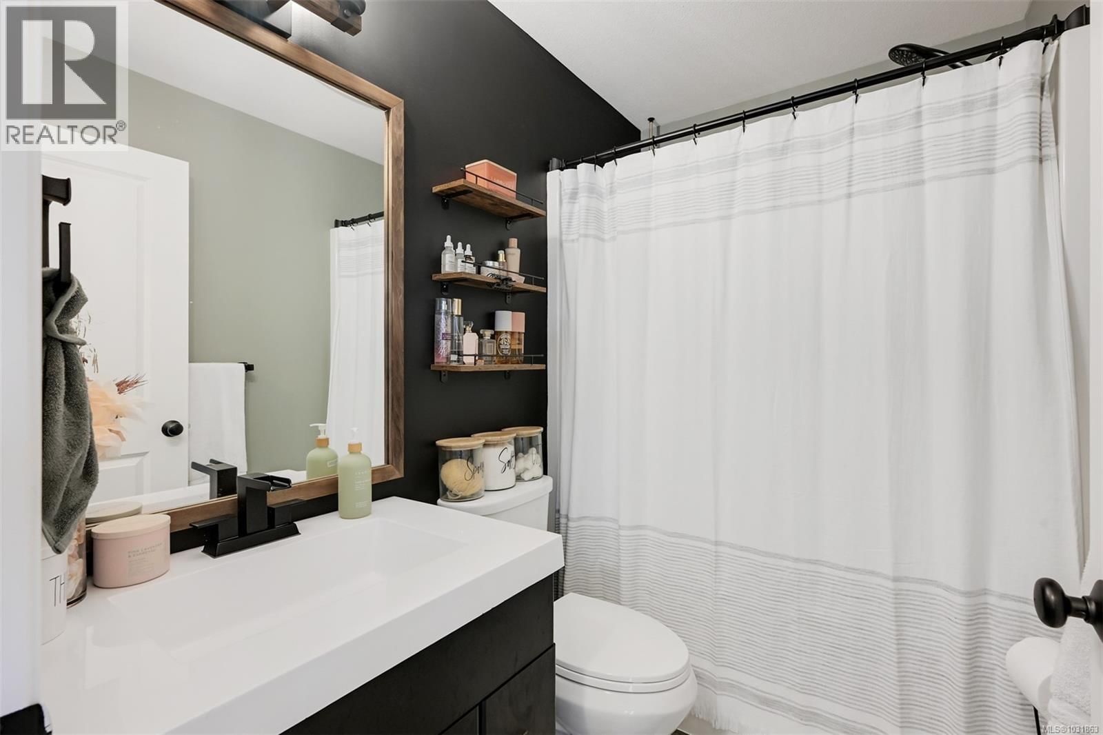 1116 FITZGERALD ROAD Image 43