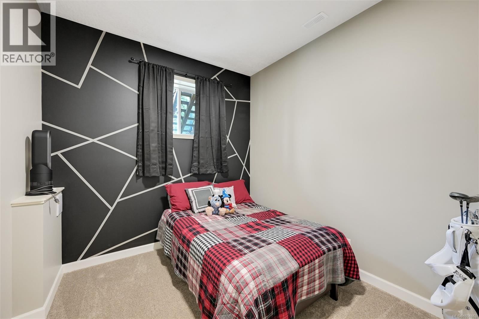 1116 FITZGERALD ROAD Image 53