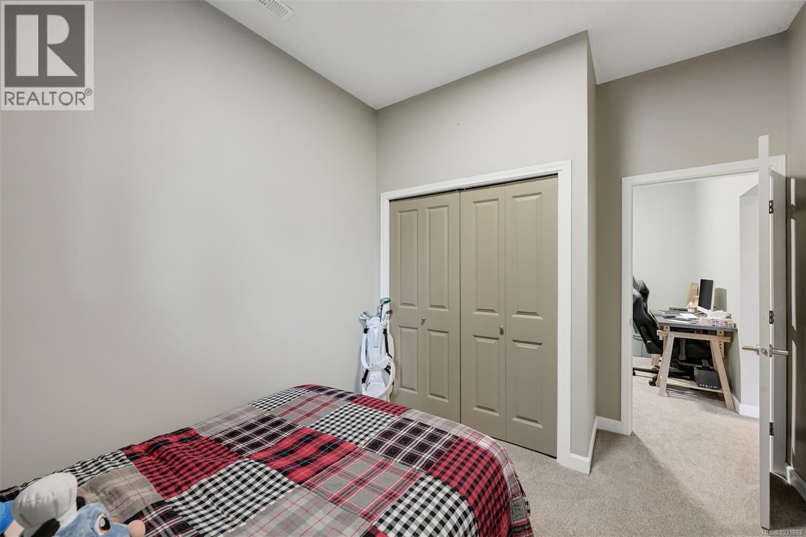 1116 FITZGERALD ROAD Image 54