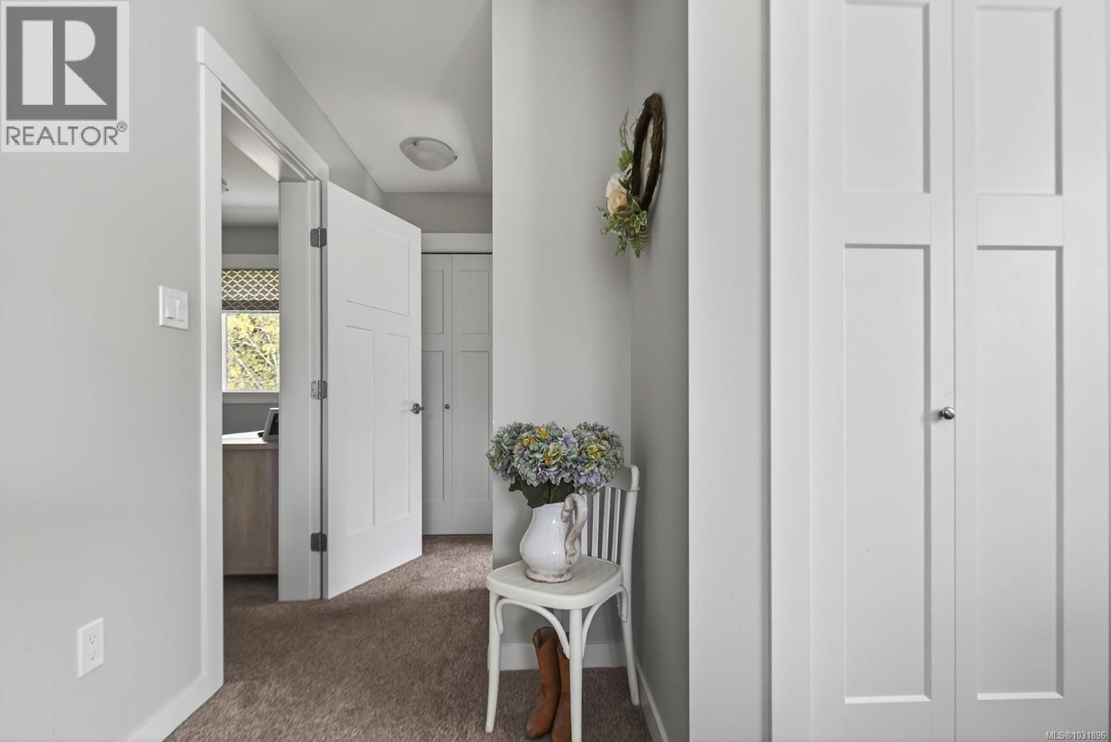 4665 MALLARD WAY Image 22