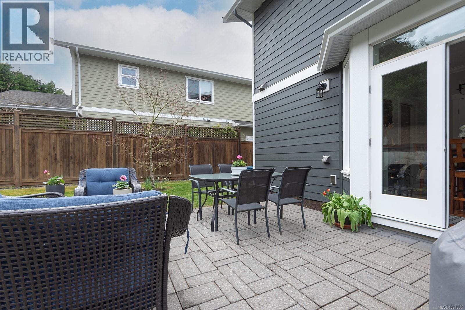 4665 MALLARD WAY Image 33