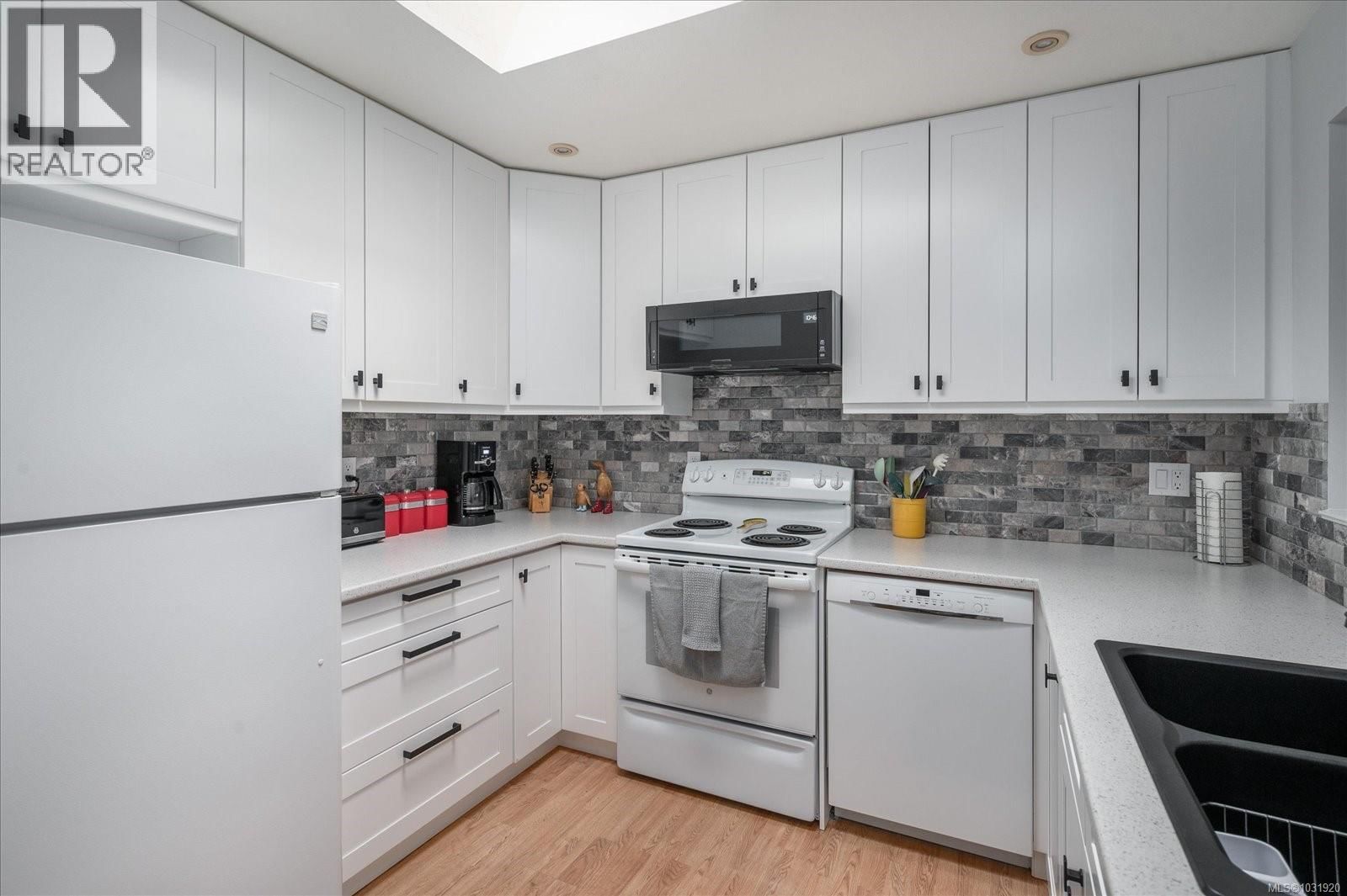 7 - 219 BAGSHAW STREET Image 13