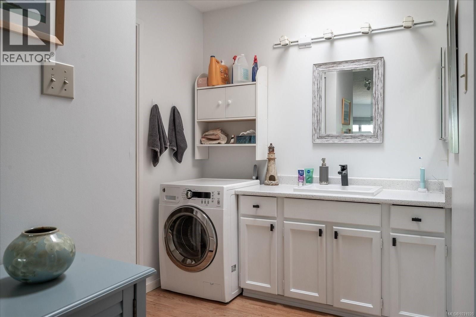 7 - 219 BAGSHAW STREET Image 23