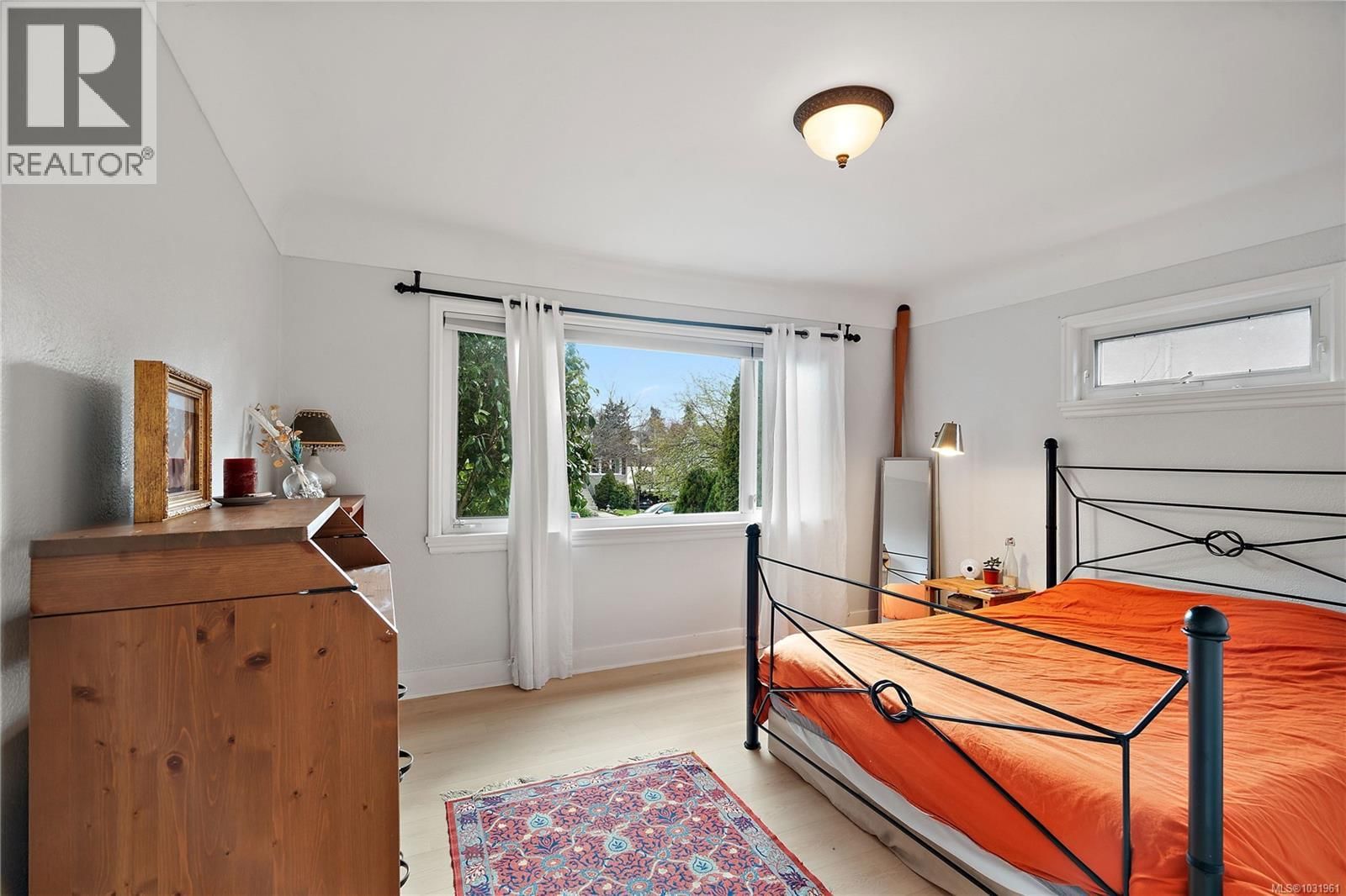 3166 EARL GREY STREET Image 12