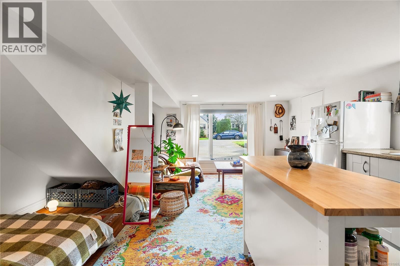 3166 EARL GREY STREET Image 19