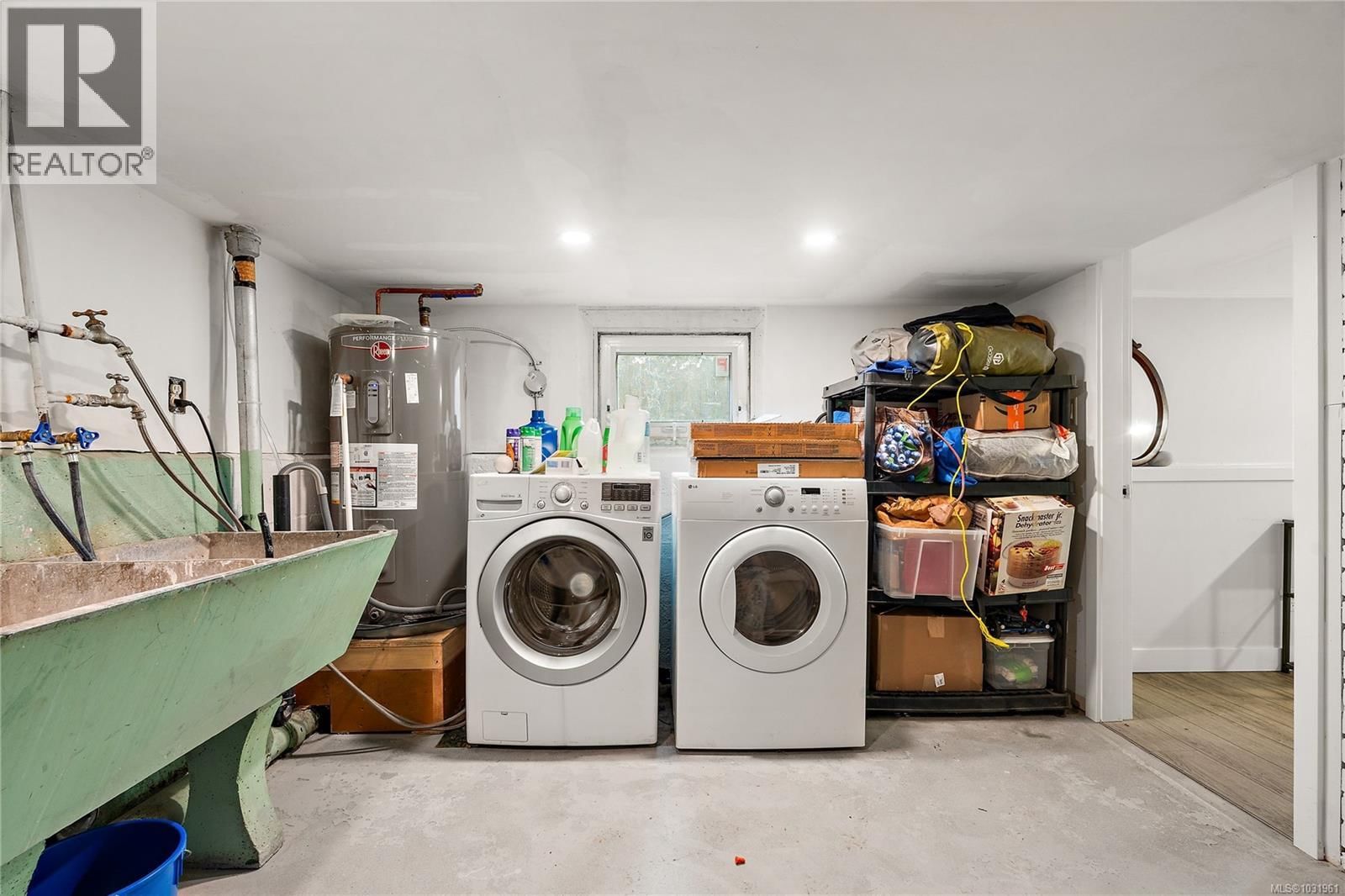 3166 EARL GREY STREET Image 24