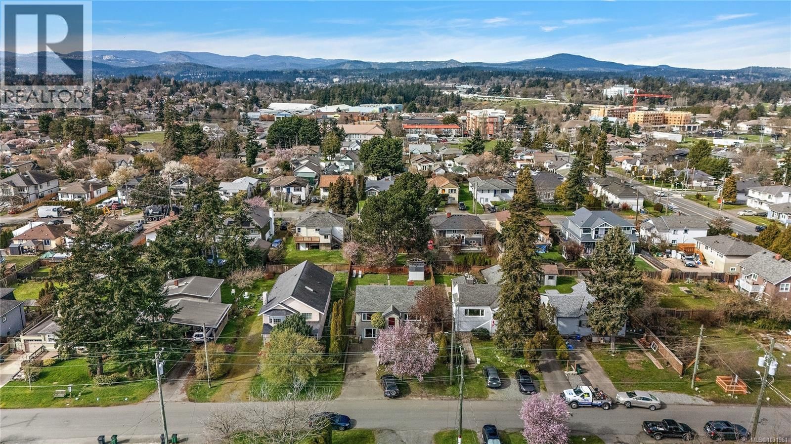 3166 EARL GREY STREET Image 32