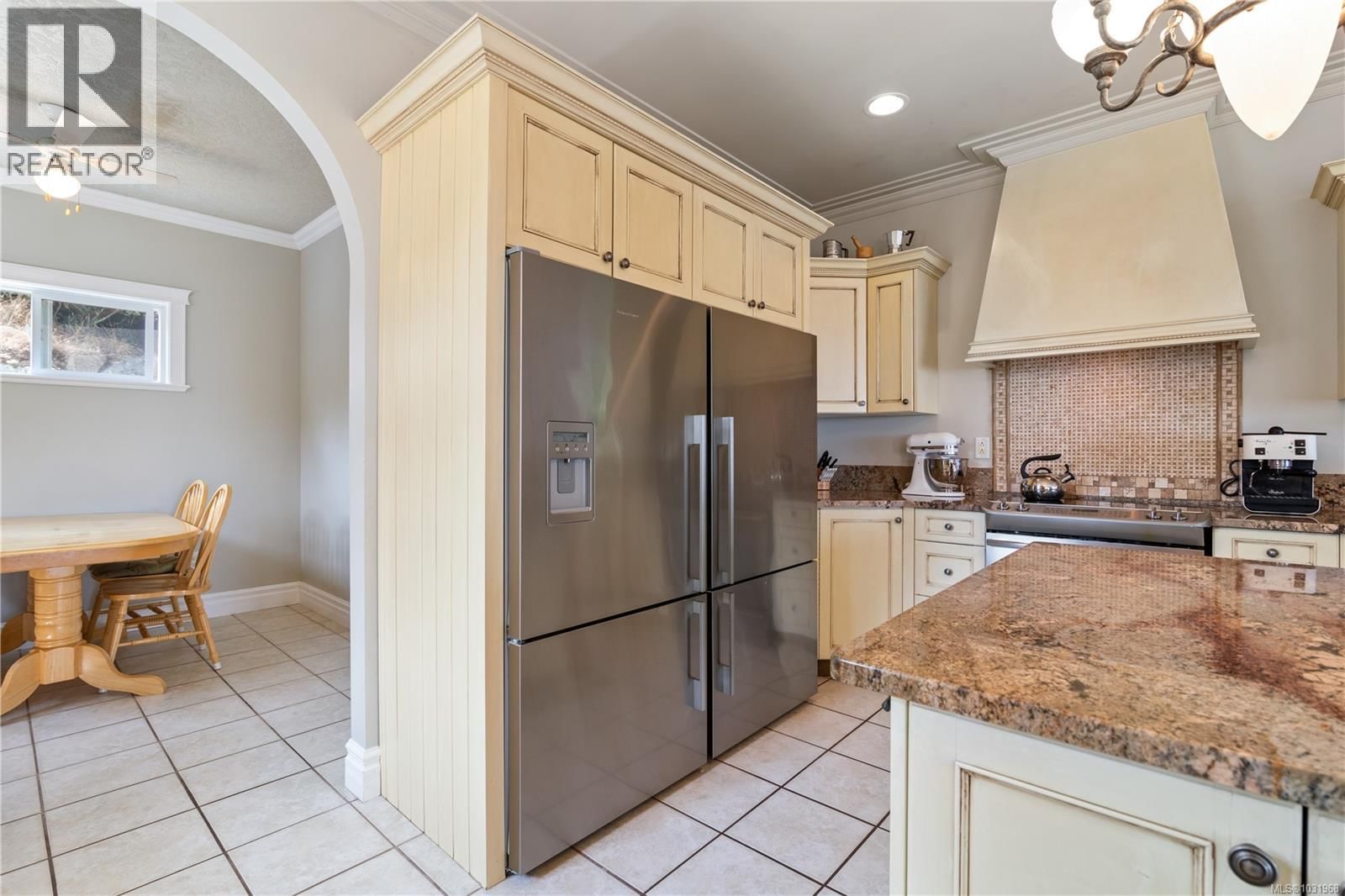 3361 HATLEY DRIVE Image 17