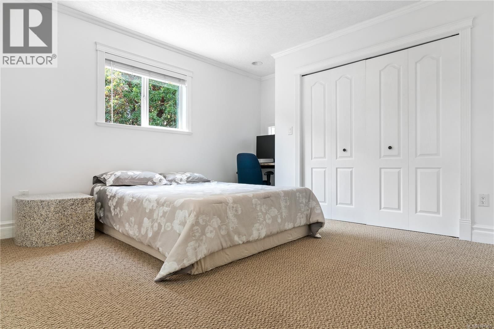 3361 HATLEY DRIVE Image 52