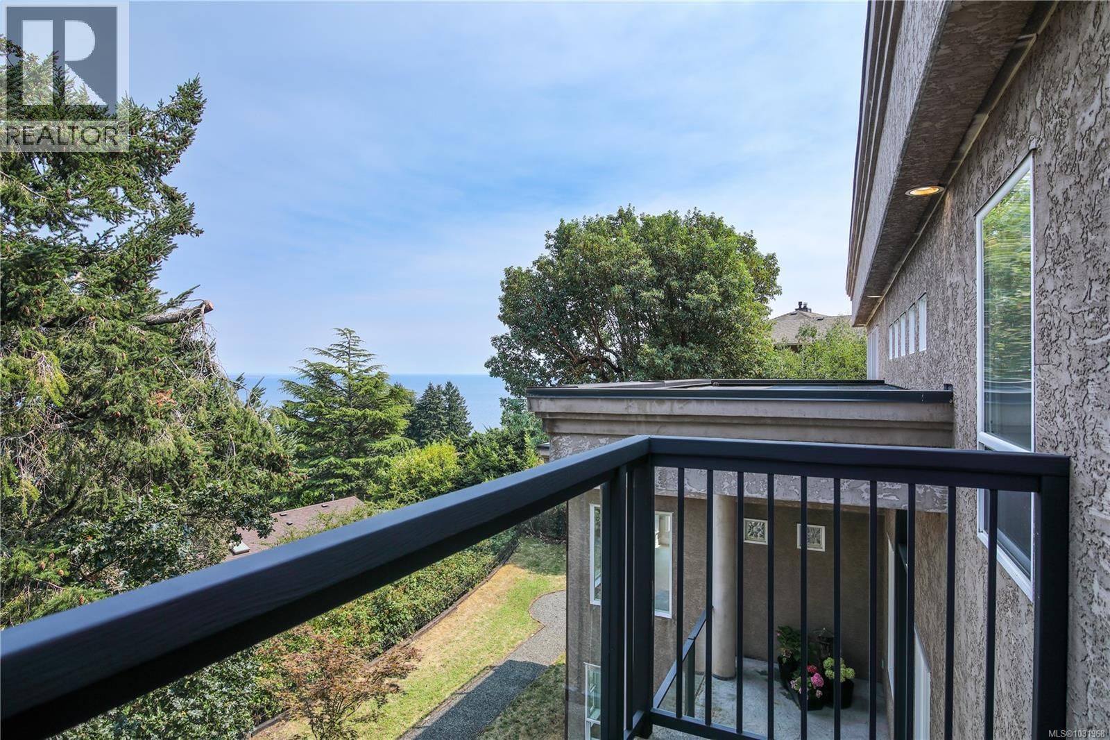 3361 HATLEY DRIVE Image 55