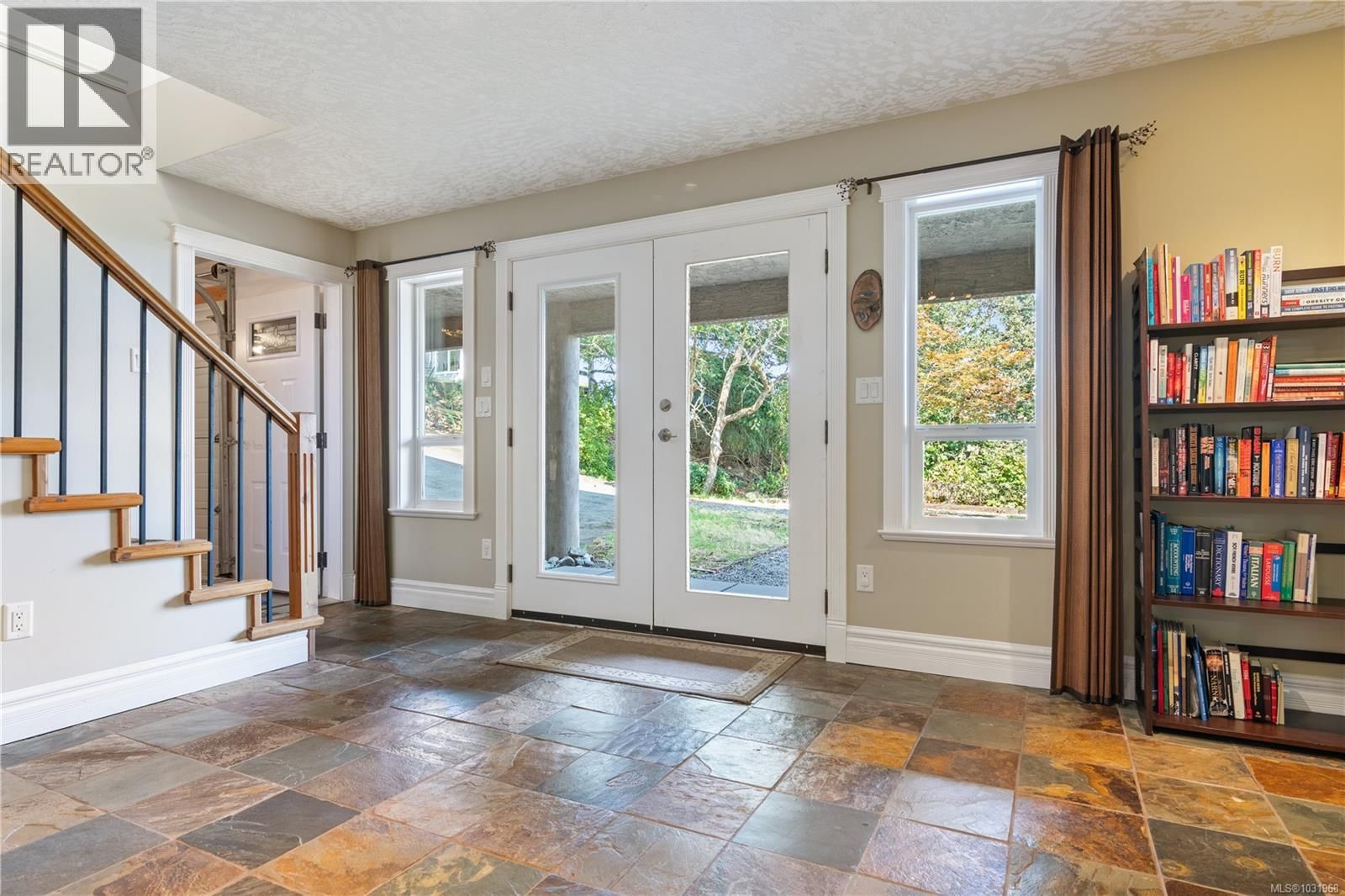 3361 HATLEY DRIVE Image 58