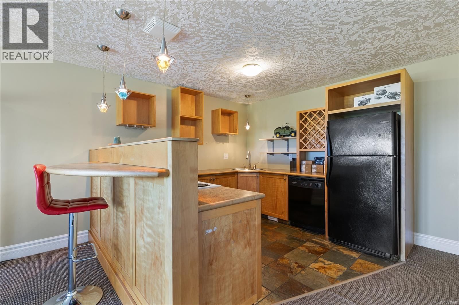 3361 HATLEY DRIVE Image 63