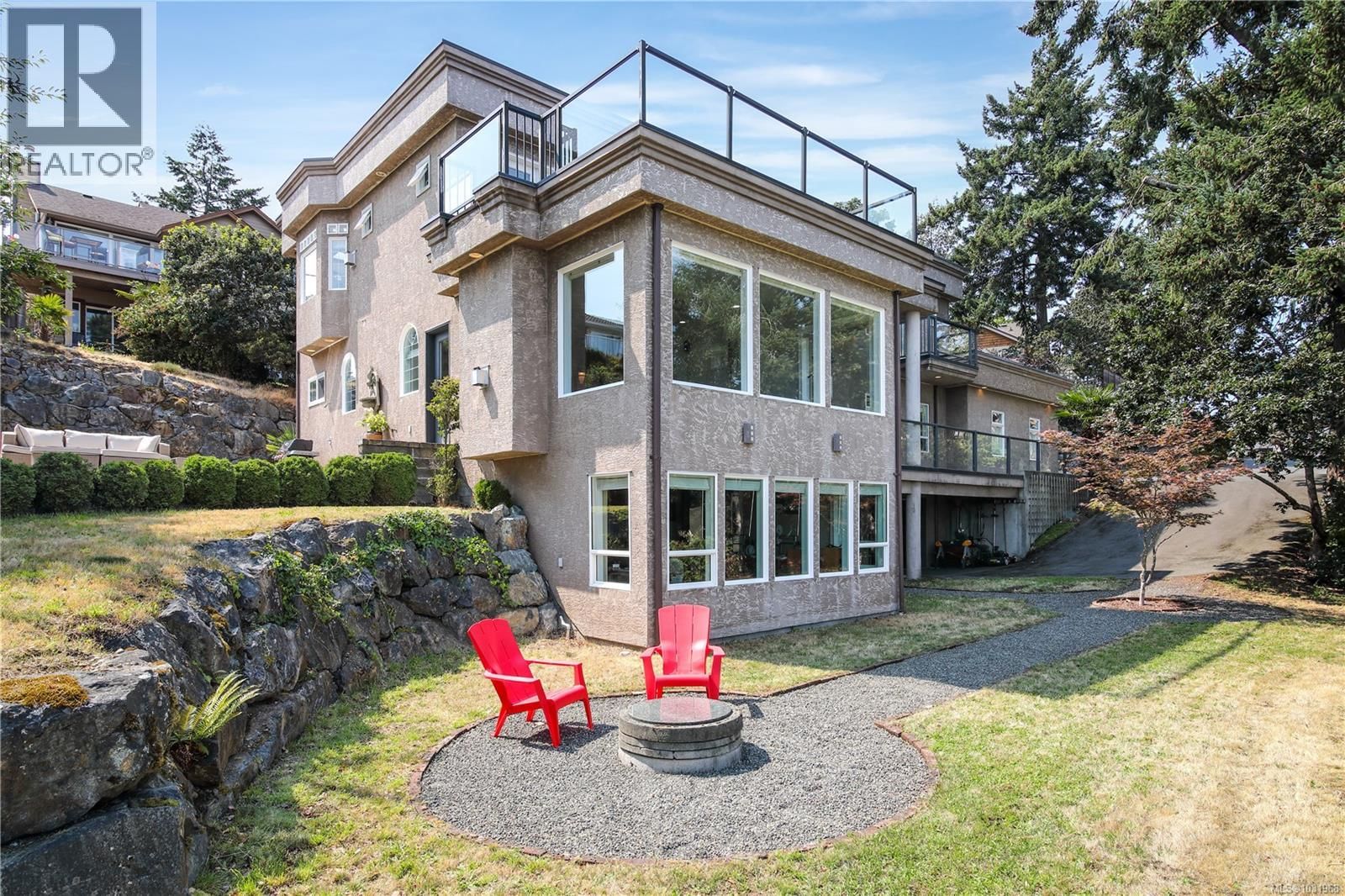 3361 HATLEY DRIVE Image 74