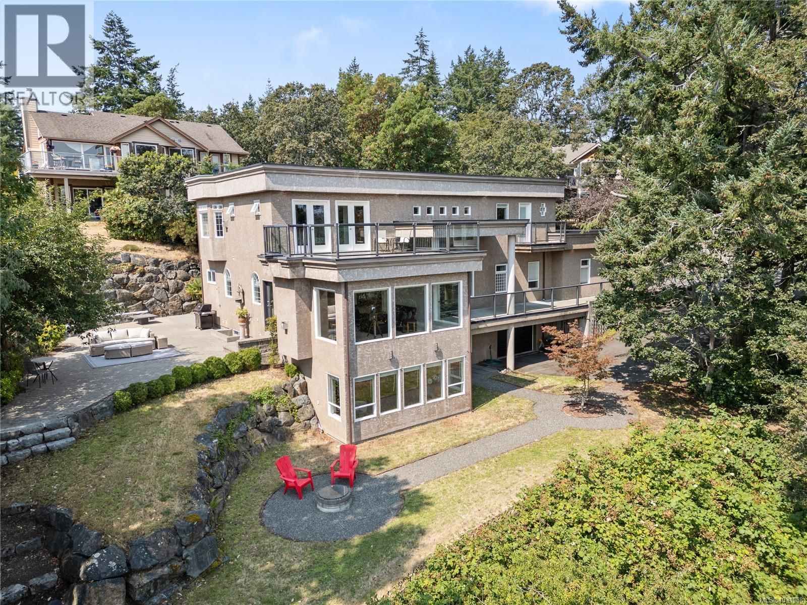 3361 HATLEY DRIVE Image 77