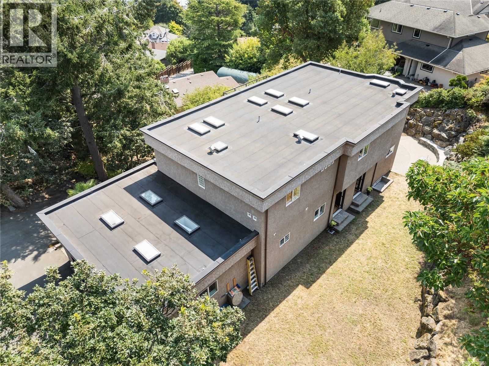 3361 HATLEY DRIVE Image 84