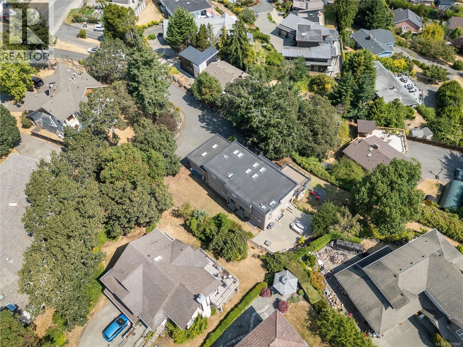 3361 HATLEY DRIVE Image 89