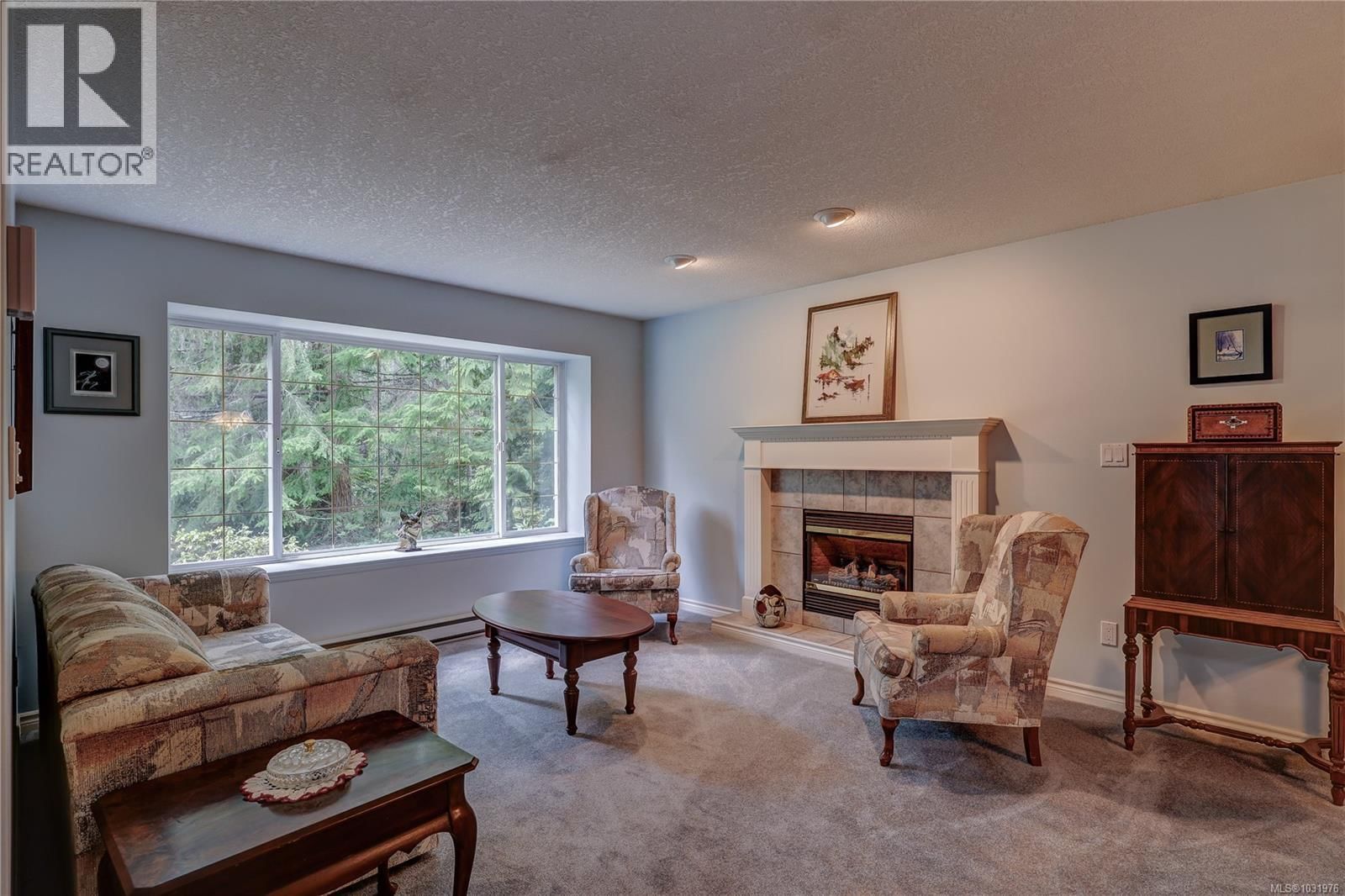 1377 Meadowood Way property photo