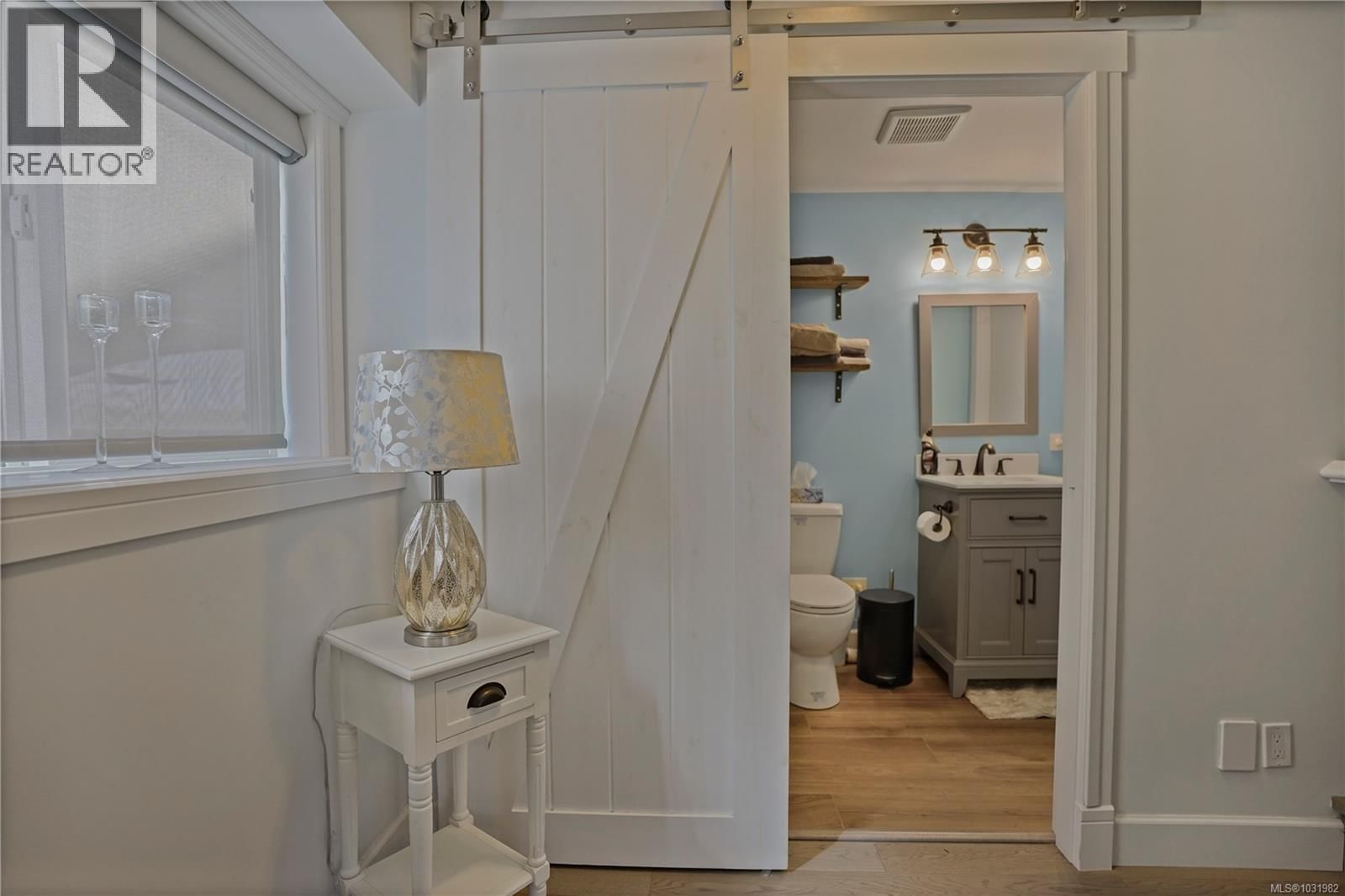 3413 BARRINGTON ROAD Image 18