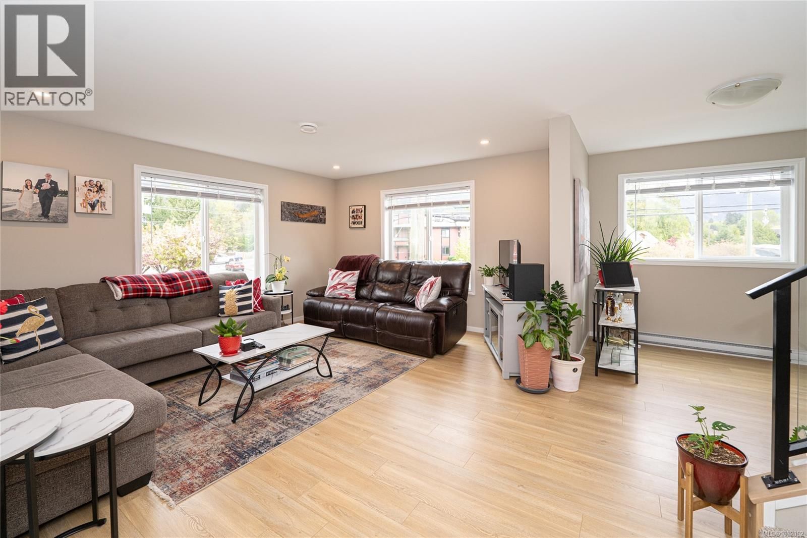 1 50 King George Street property photo