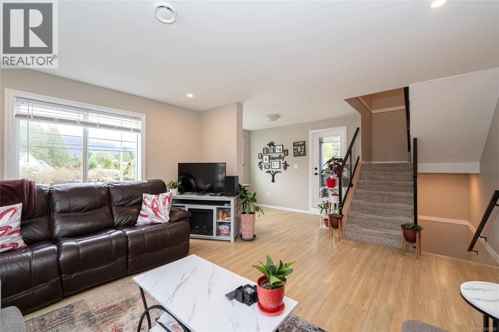 1 50 King George Street property photo