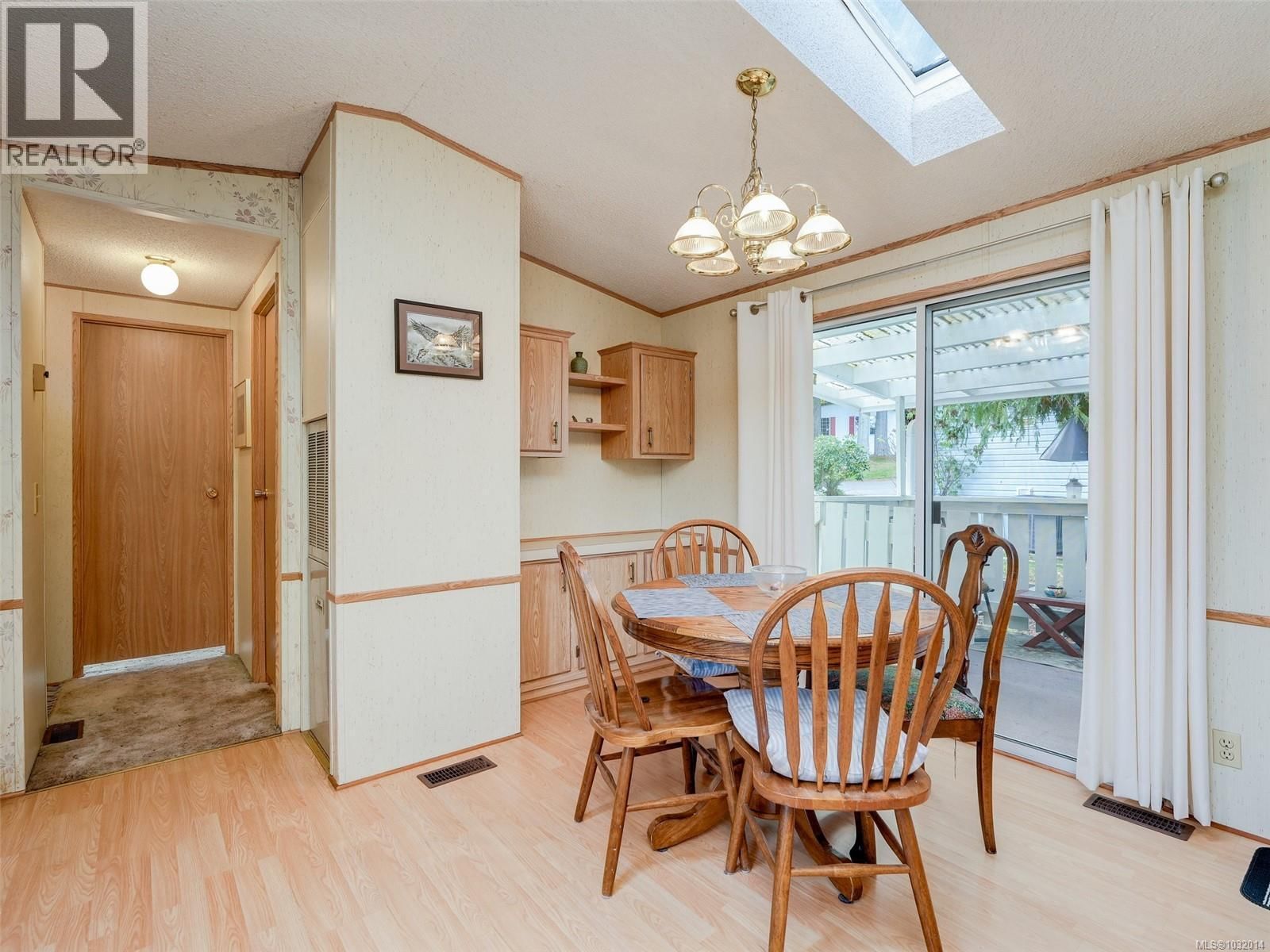 220 - 2779 STAUTW ROAD Image 10