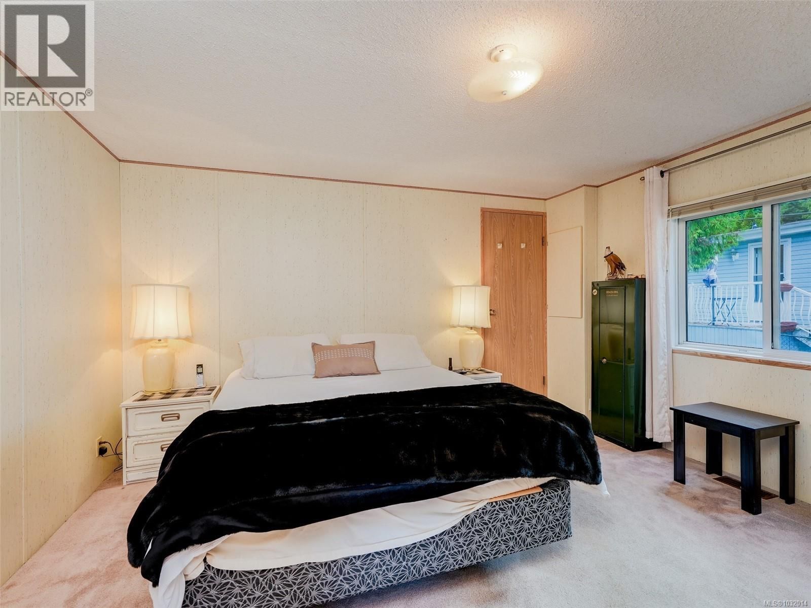 220 - 2779 STAUTW ROAD Image 11