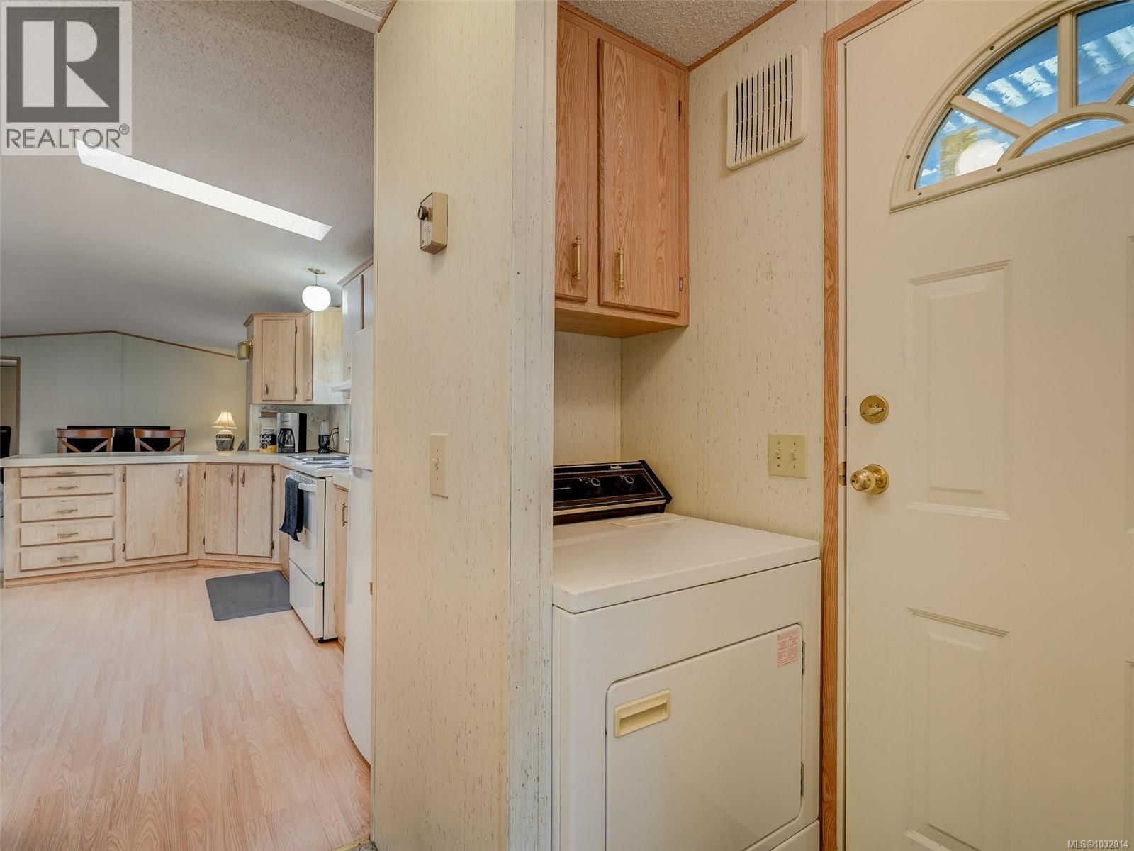 220 - 2779 STAUTW ROAD Image 17