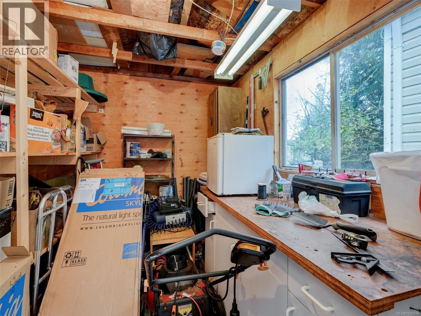 220 - 2779 STAUTW ROAD Image 23