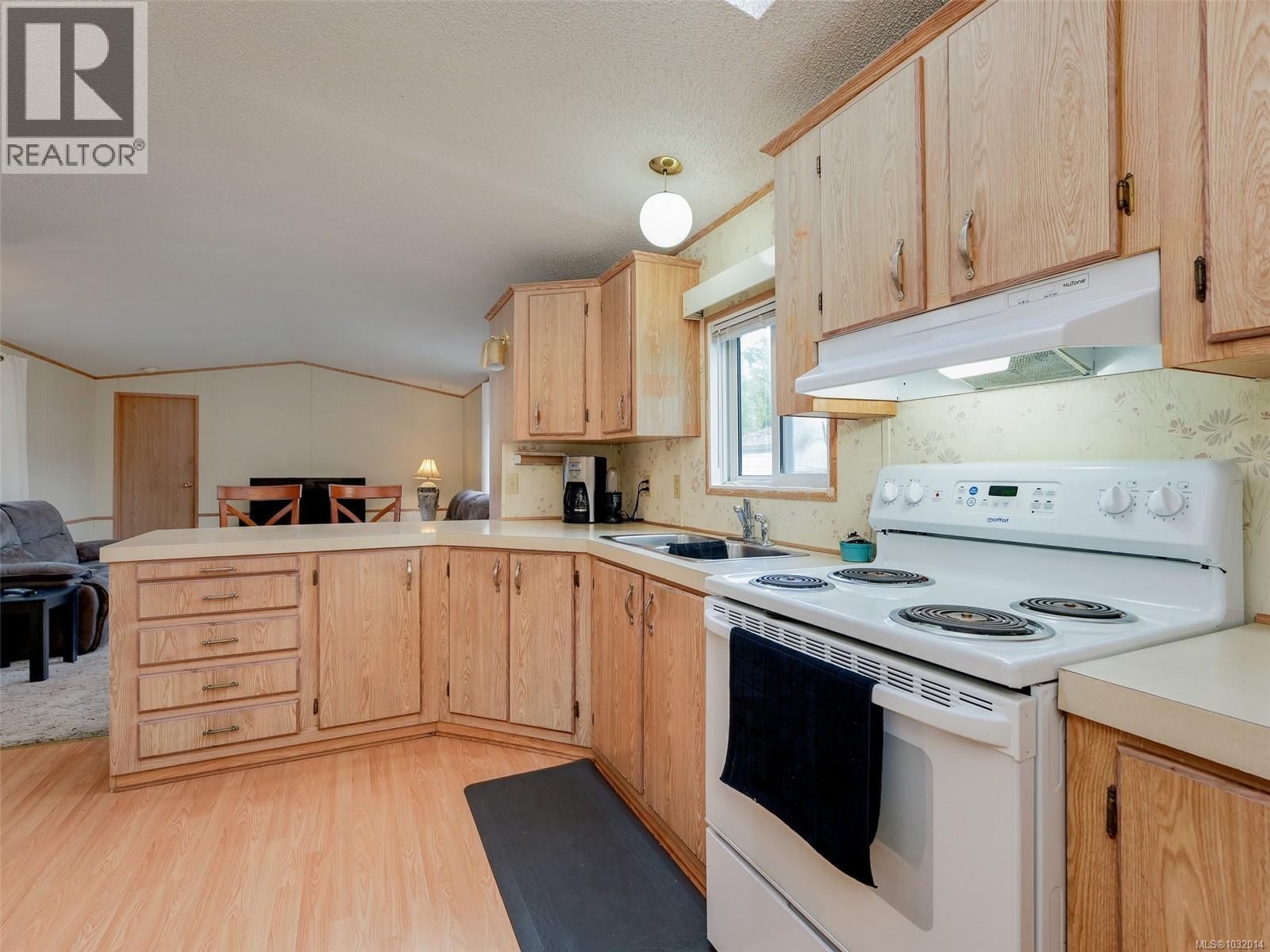 220 - 2779 STAUTW ROAD Image 5