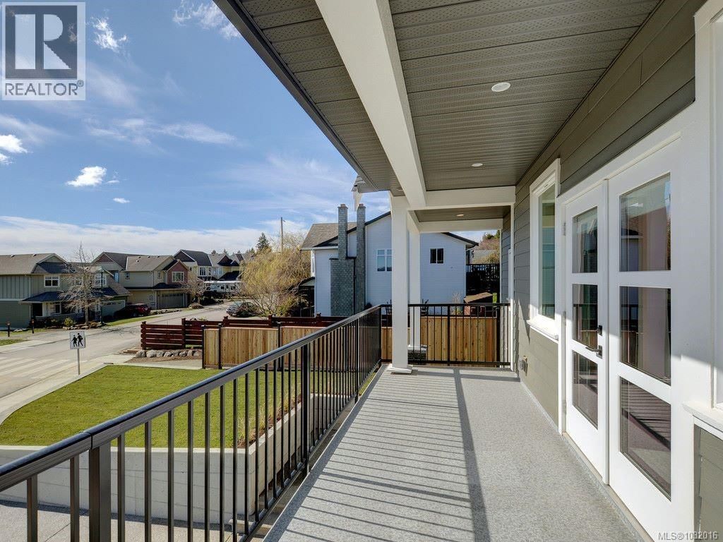 6568 FELDERHOF ROAD Image 5