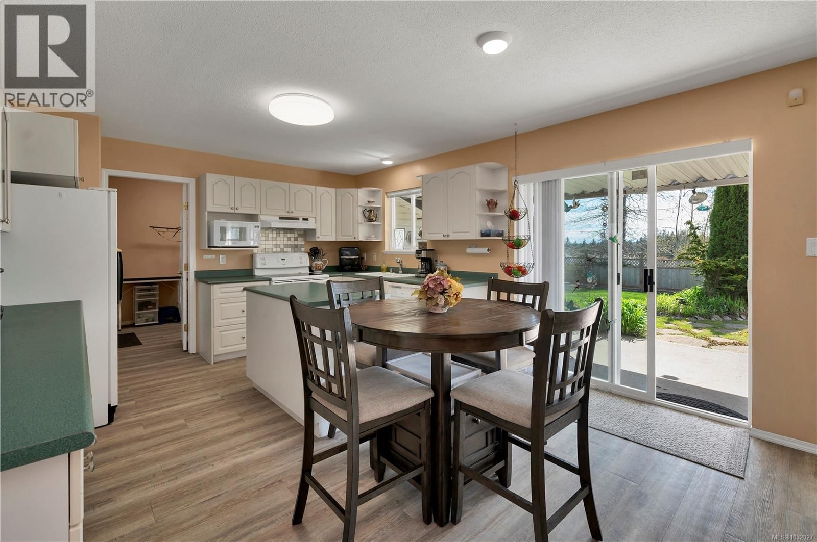 437 ROCKLAND ROAD Image 27