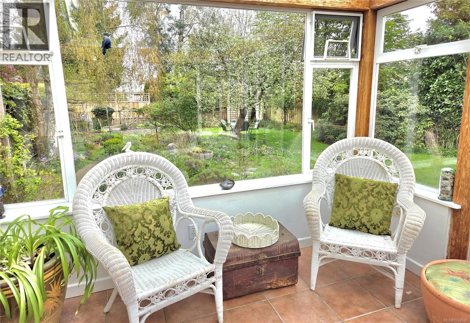 2125 HALL ROAD Image 14