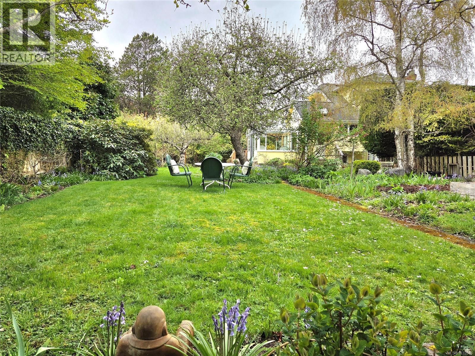 2125 HALL ROAD Image 23