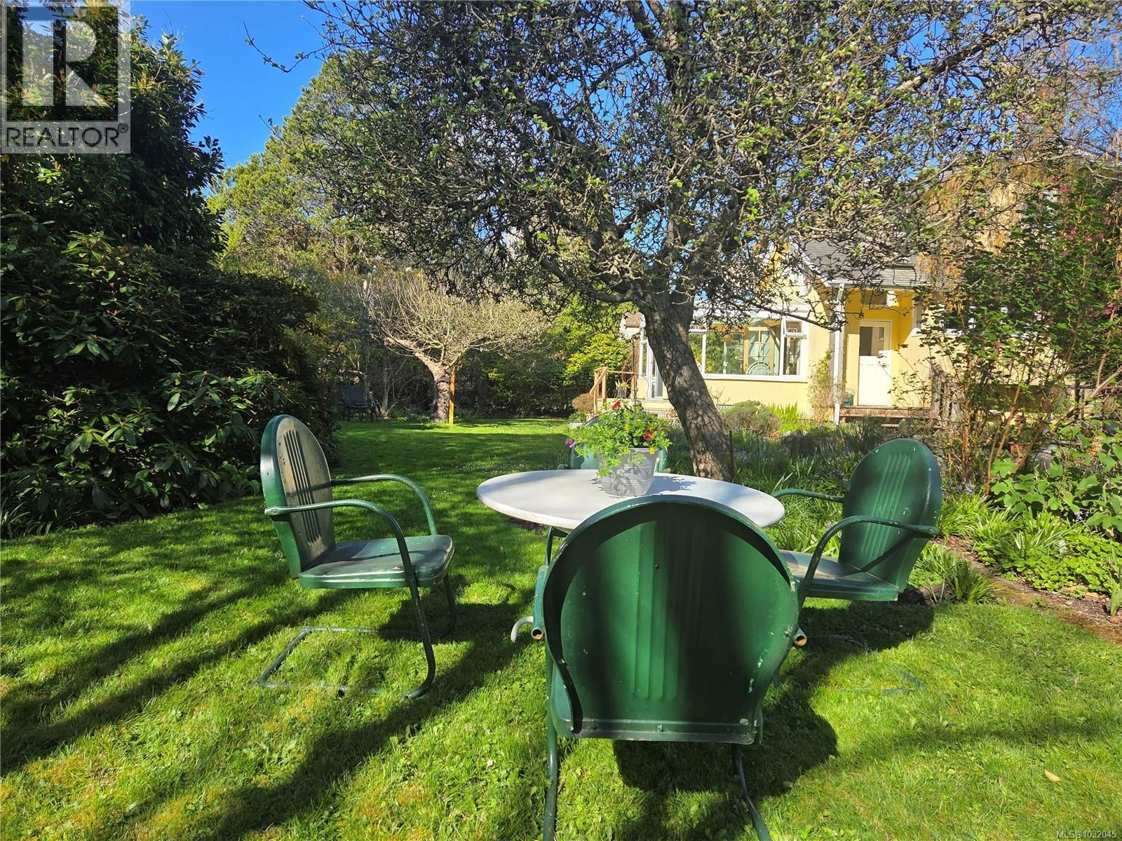 2125 HALL ROAD Image 4