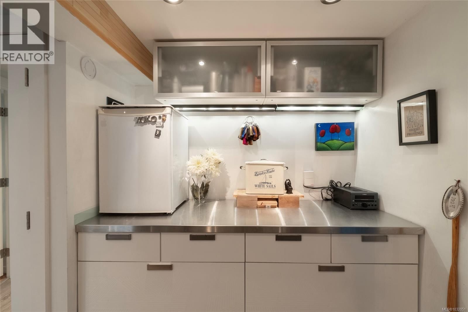 870 PENDENE PLACE Image 17