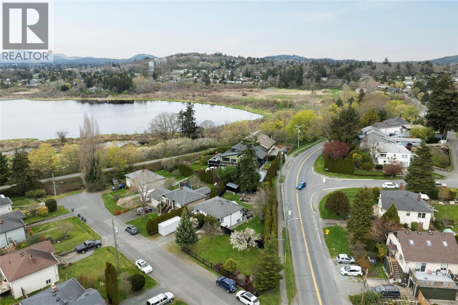 870 PENDENE PLACE Image 30