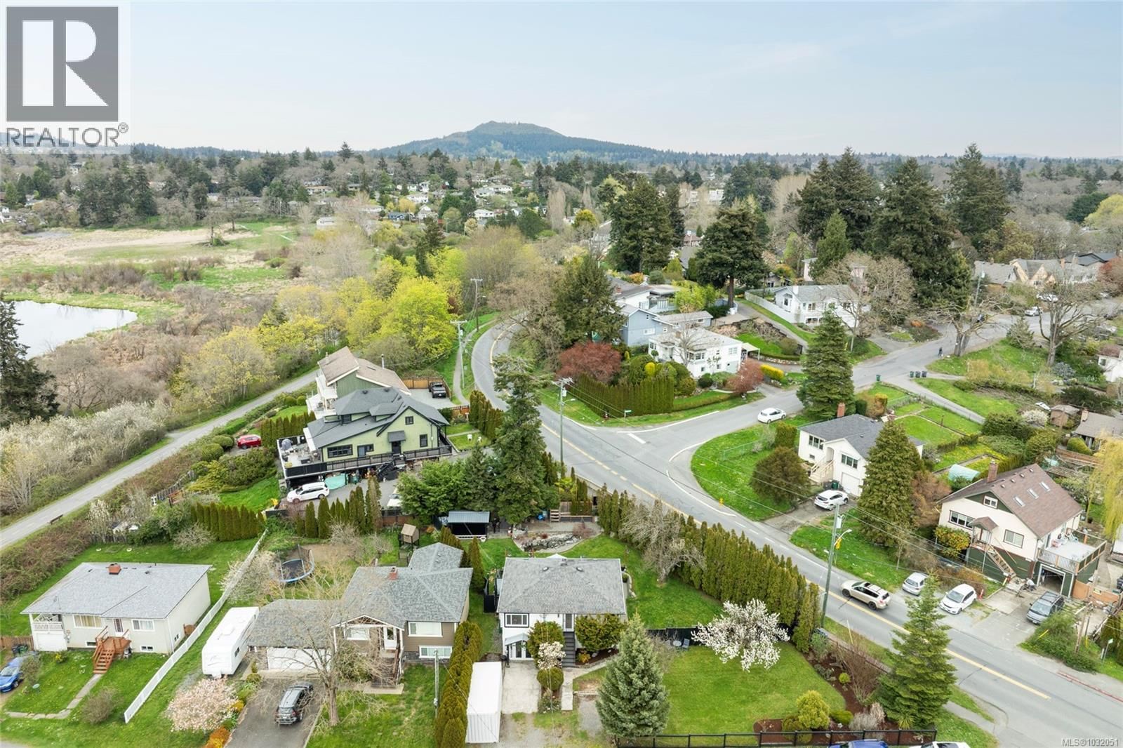 870 PENDENE PLACE Image 31