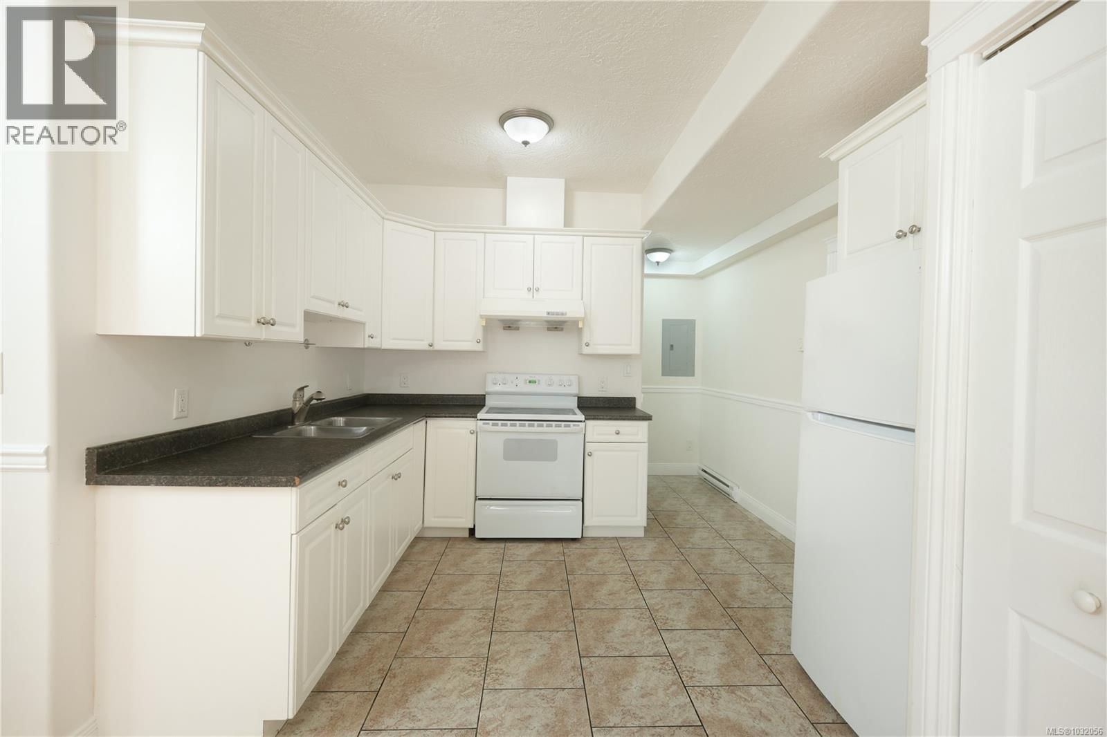 6455 GROVELAND DRIVE Image 35