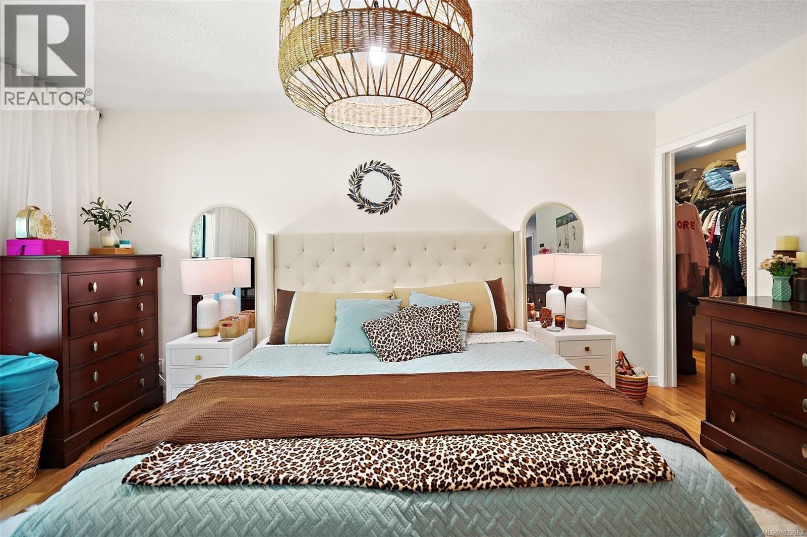 8636 SENTINEL PLACE Image 12