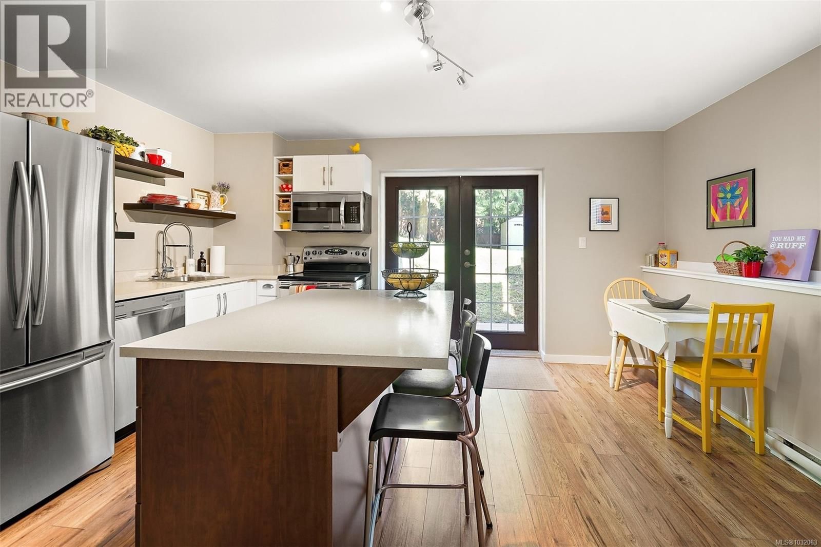 8636 SENTINEL PLACE Image 23