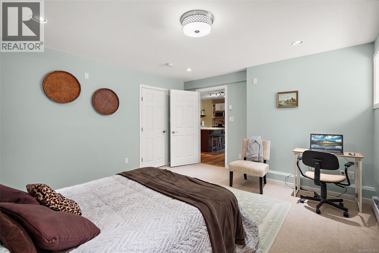 8636 SENTINEL PLACE Image 26